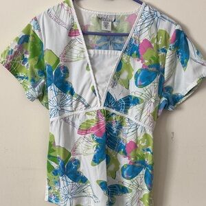 Fresh Scrubs White V-Neck Floral Scrub Top with Blue, Green & Pink Accents